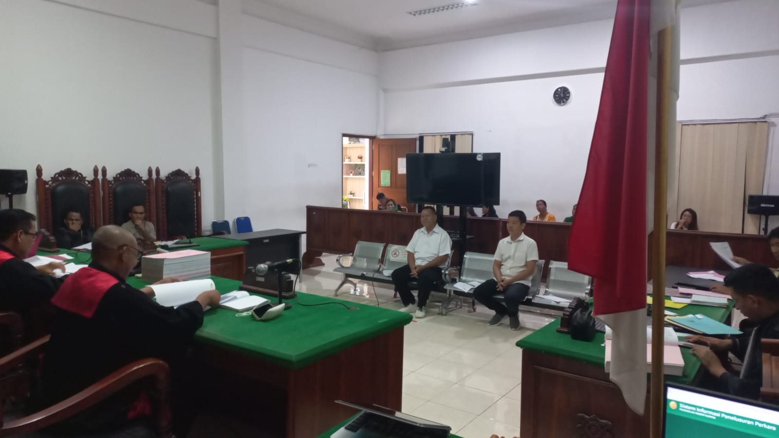 Tiga Terdakwa Korupsi Proyek Tenki Septic di Malaka Dituntut 14 Bulan Penjara