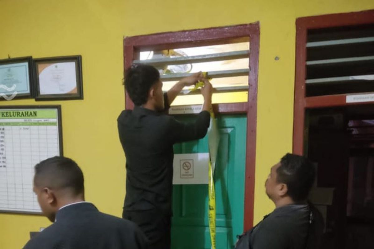 Polisi OTT Oknum Kades di NTT Gegara Kedapatan Pungli Polisi OTT Oknum Kades di NTT Gegara Kedapatan Pungli
