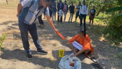 Polres Kupang Rekonstruksi Kasus Pembuangan Bayi, Tersangka Peragakan 18 Adegan