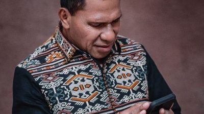 Pensiun, Johni Asadoma Siap Terjun ke Politik, Pilgub atau Pilwalkot?