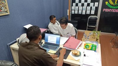 Dugaan Korupsi Beras Ribuan Ton, Kepala Bulog Waingapu Diperiksa 9 Jam di Kejati NTT