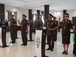 Langkah Baru 6 Pendekar Hukum di Lopo Sasando