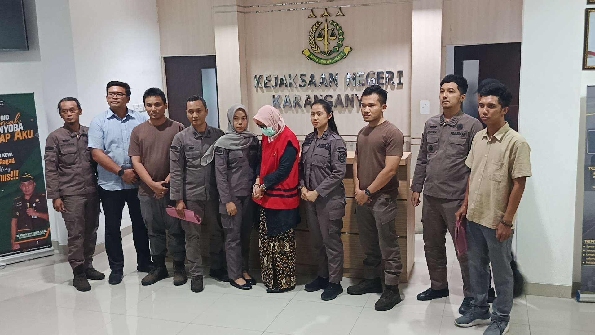 Gempar! Kejari Karanganyar Tahan Kadinkes dan Pejabat Dinkes Terkait Korupsi Alkes Rp13 Miliar
