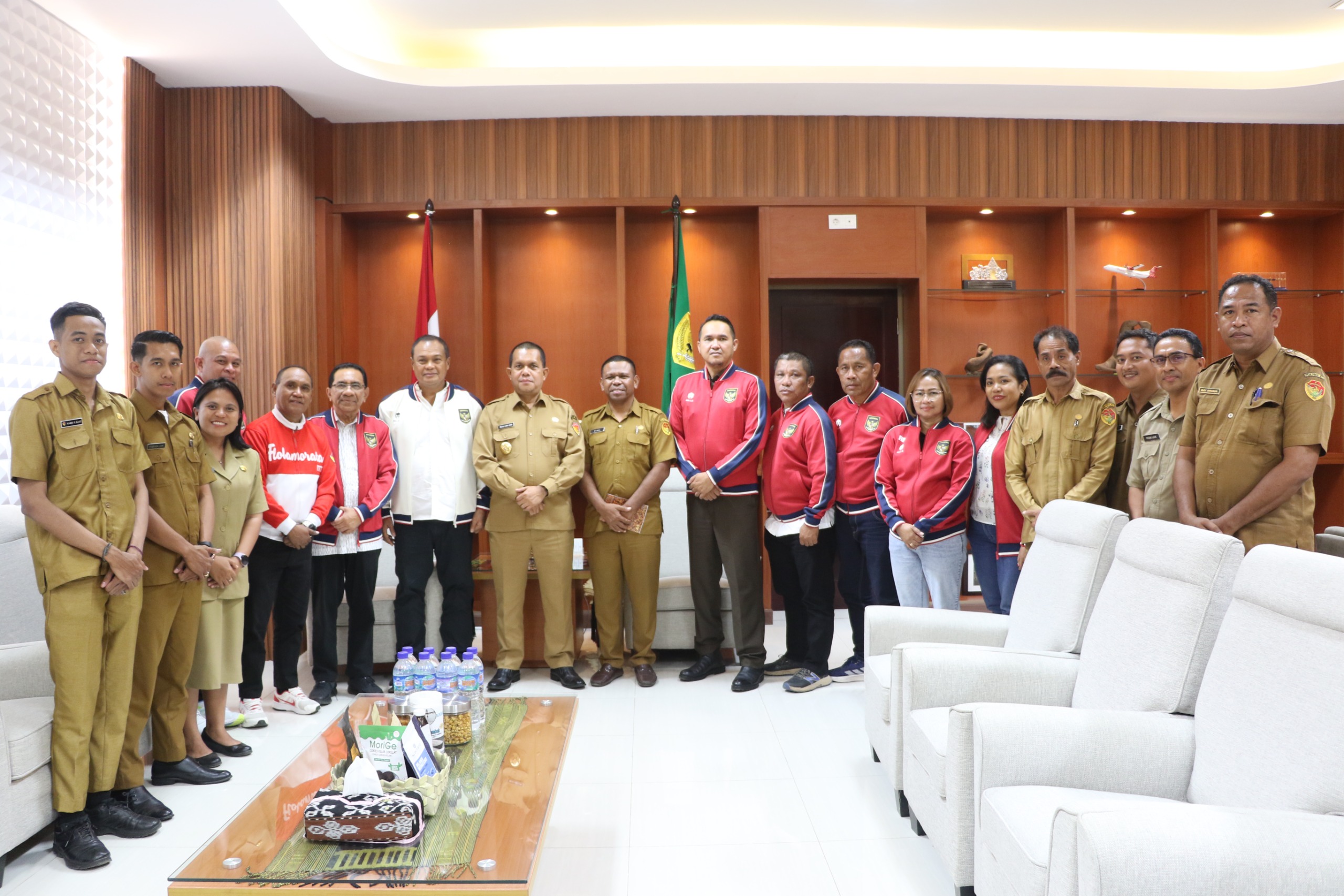 Gubernur NTT Ungkap Tiga Sosok Potensial Pimpin PSSI NTT: Chris Mboeik, Ahmad Yohan, dan Stevano Adranacus