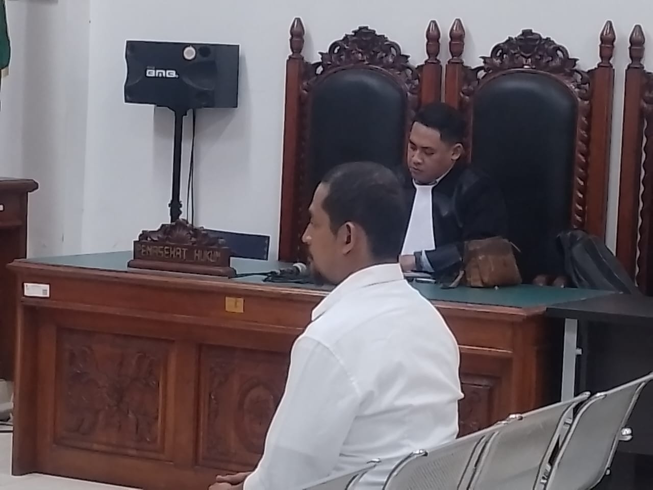 Mantan Kapolres Ngada Dituntut 20 Tahun Penjara