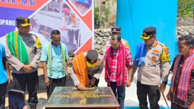 “Sumber Air Su Dekat“, Kapolda NTT Resmikan Sumur Bor di Liliba, Sikumana dan Fatukoa