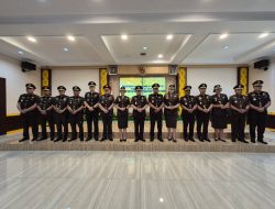 Lantik 13 Pejabat Baru, Kajati NTT Tegaskan Jabatan Adalah Amanah dan Tanggung Jawab Moral