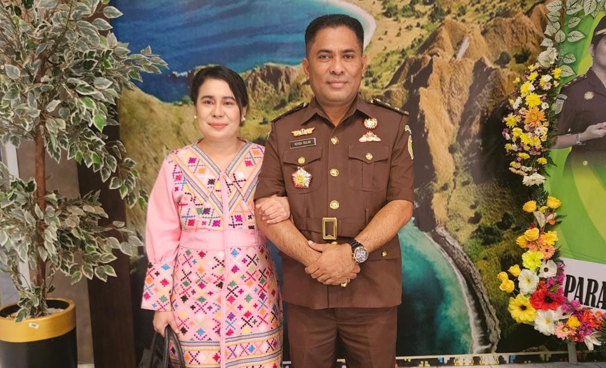 Dr. Noven Bulan Resmi Dilantik sebagai Koordinator Kejati NTT