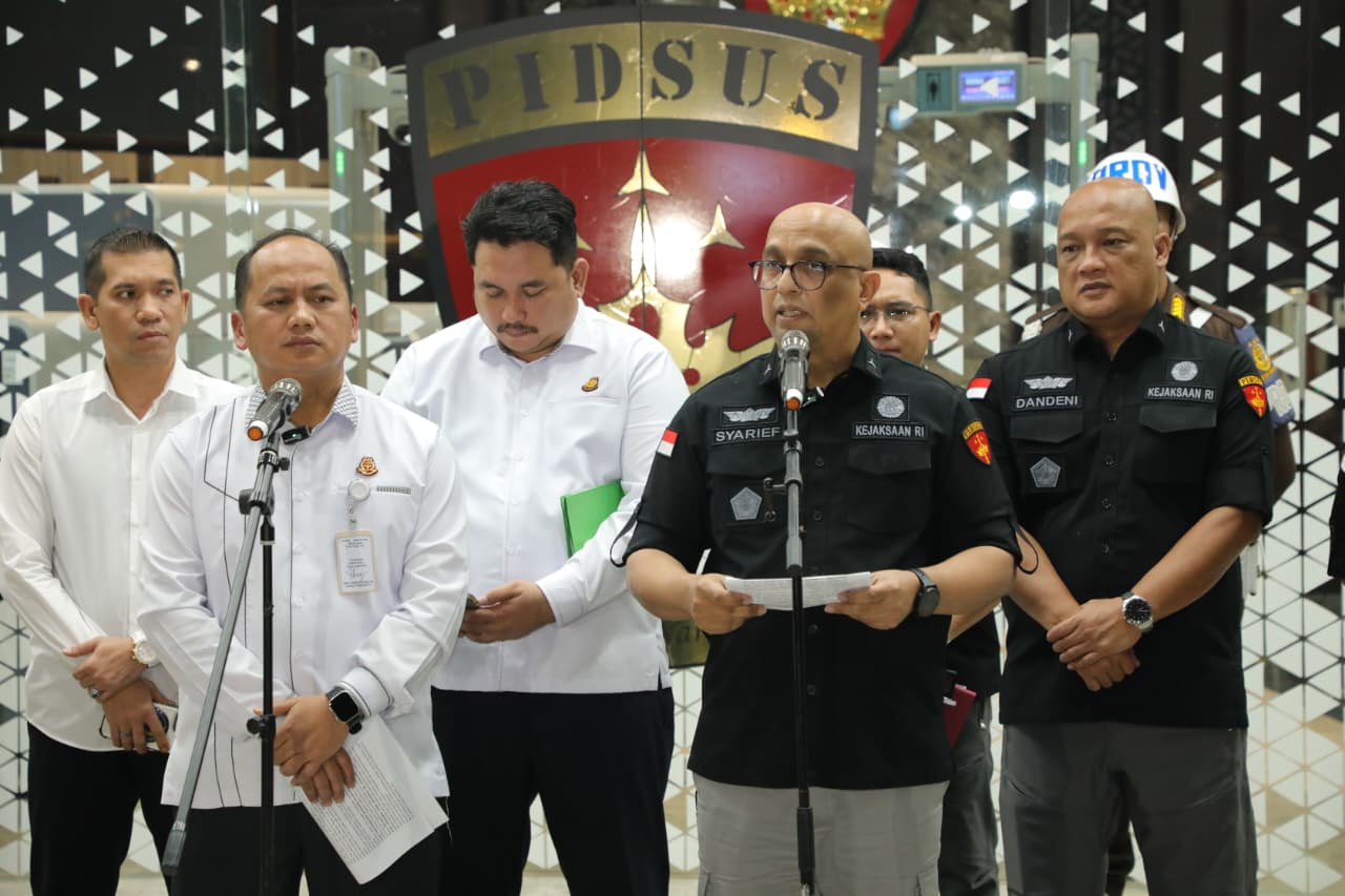 Skema Kongkalikong Ekspor Limbah Sawit, Kejagung Ungkap Jejaring 26 Perusahaan Skema Kongkalikong Ekspor Limbah Sawit, Kejagung Ungkap Jejaring 26 Perusahaan