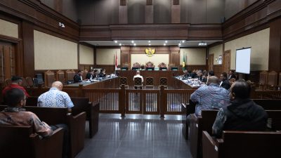 Skandal Suap Hakim Terbongkar! Skema Yuridis Palsu dan Dana 60 Juta USD Menggema di Sidang Marcella Santoso