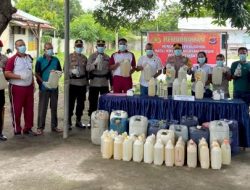 Polres Lembata Musnahkan 700,8 Liter Arak