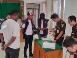 Polda NTT Limpahkan Lima Tersangka Narkotika ke Kejari Ngada, Segera Disidangkan