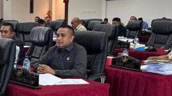 Vicky Dimoe Heo Ingatkan Pemkot, Aspirasi Rakyat Butuh Respons Cepat, Jangan Hanya Komunikasi Saat Sidang Vicky Dimoe Heo Ingatkan Pemkot, Aspirasi Rakyat Butuh Respons Cepat, Jangan Hanya Komunikasi Saat Sidang