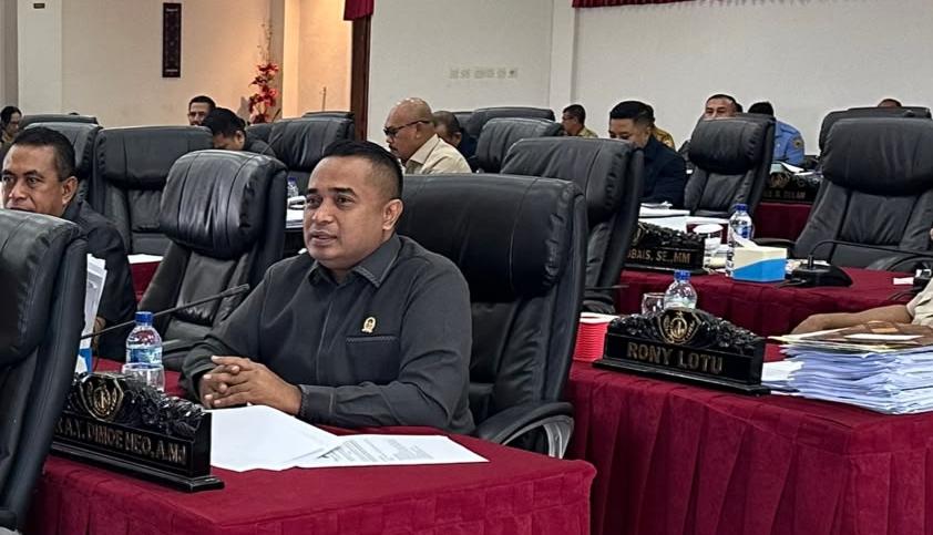 Vicky Dimoe Heo Ingatkan Pemkot, Aspirasi Rakyat Butuh Respons Cepat, Jangan Hanya Komunikasi Saat Sidang Vicky Dimoe Heo Ingatkan Pemkot, Aspirasi Rakyat Butuh Respons Cepat, Jangan Hanya Komunikasi Saat Sidang