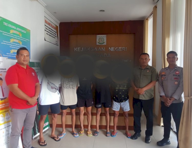 Lima Tersangka Kasus Persetubuhan Anak di Nagekeo Segera Disidangkan Lima Tersangka Kasus Persetubuhan Anak di Nagekeo Segera Disidangkan