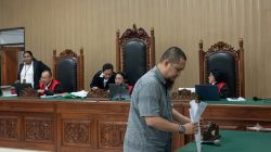 Majelis Hakim PN Kupang Hukum Ade Kuswandi 30 Bulan Penjara