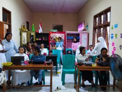 Universitas Uyelindo Latih Guru PAUD MRC Membuat Bahan Ajar Multimedia Edukatif
